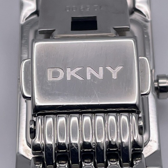 DKNY NY3607 Women's Stainless Steel Quartz Watch - Black Dial, Silver Band - Picture 6 of 10